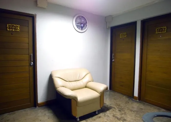 Universe At Hotel *